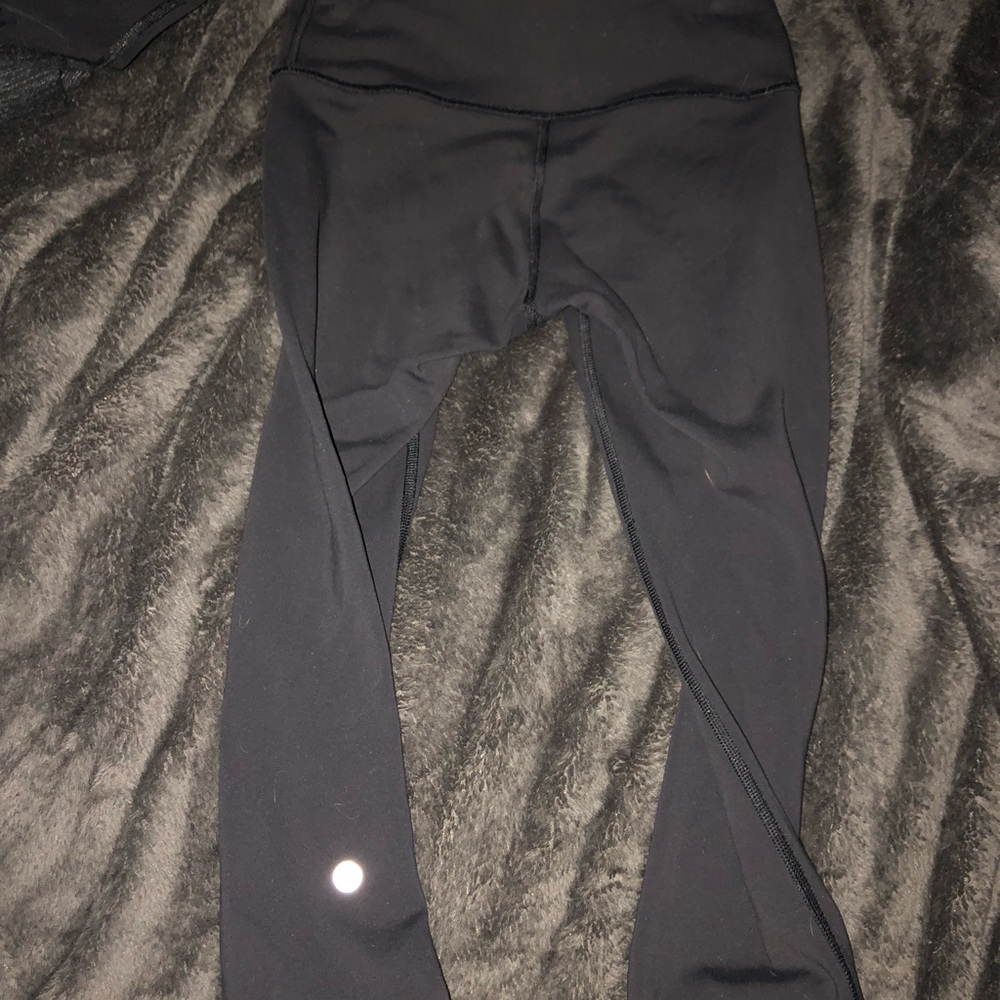 Black and purple reversible lululemon leggings